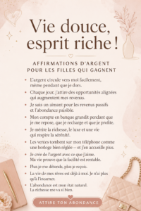 Femme souriante réfléchissant à ses affirmations financières