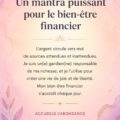 Un carnet ouvert avec un slogan inspirant sur le bien-être financier écrit dessus.