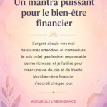 Un carnet ouvert avec un slogan inspirant sur le bien-être financier écrit dessus.