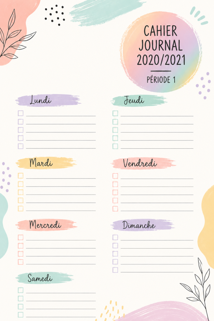Cahier journal ouvert avec des notes et un stylo sur un bureau