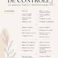 Femme en train de nettoyer pour un ménage parfait, intérieur lumineux et ordonné.