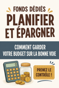 Femme souriante examinant son budget avec un carnet à la main, illustration des fonds de réserve en finances.