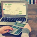 Credavo Comptes interface claire pour gestion de trésorerie